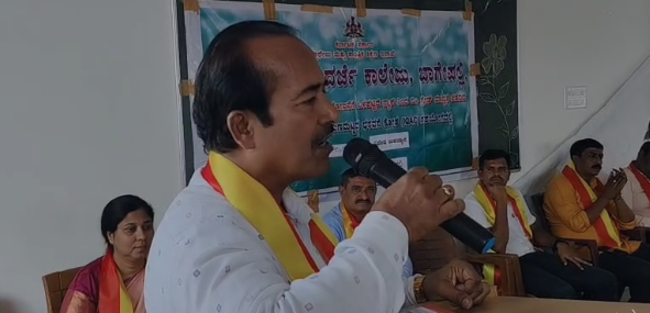 ಶೈಕ್ಷಣಿಕ ಮೌಲ್ಯಗಳೆ ಉತ್ತಮ ಸಮಾಜ ನಿರ್ಮಾಣಕ್ಕೆ ಪೂರಕ : ರವಿ.ಬಿಕೆ ಶೈಕ್ಷಣಿಕ ಮೌಲ್ಯಗಳೆ ಉತ್ತಮ ಸಮಾಜ ನಿರ್ಮಾಣಕ್ಕೆ ಪೂರಕ : ರವಿ.ಬಿಕೆ