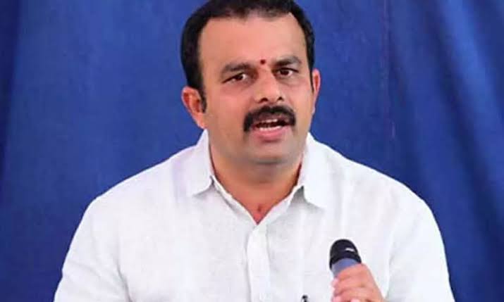 ಮುಲ್ಲಾ ಆಗಿದ್ದ ಸಿದ್ದರಾಮಯ್ಯ, ಈಗ ಫಾದರ್ ಆಗಲು ಹೊರಟಿದ್ದಾರೆ : ಸುನಿಲ್ ಕುಮಾರ್ ಮುಲ್ಲಾ ಆಗಿದ್ದ ಸಿದ್ದರಾಮಯ್ಯ, ಈಗ ಫಾದರ್ ಆಗಲು ಹೊರಟಿದ್ದಾರೆ : ಸುನಿಲ್ ಕುಮಾರ್