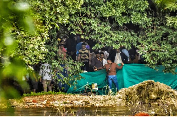 ಧರ್ಮಸ್ಥಳದ ಬಂಗ್ಲಗುಡ್ಡ ಪ್ರದೇಶದಲ್ಲಿ ಇಂದು ಮತ್ತೆ 2 ಅಸ್ಥಿಪಂಜರಗಳು ಪತ್ತೆ ಧರ್ಮಸ್ಥಳದ ಬಂಗ್ಲಗುಡ್ಡ ಪ್ರದೇಶದಲ್ಲಿ ಇಂದು ಮತ್ತೆ 2 ಅಸ್ಥಿಪಂಜರಗಳು ಪತ್ತೆ