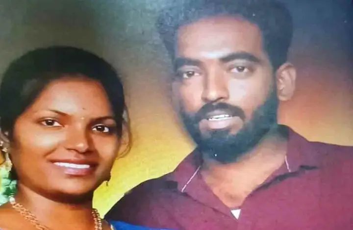 ಹಬ್ಬದ ಸಂದರ್ಭದಲ್ಲಿ ಘನಘೋರ ಕೃತ್ಯ : ಪತ್ನಿ ಕೊಂದು ಪತಿ ಆತ್ಮಹತ್ಯೆ ಹಬ್ಬದ ಸಂದರ್ಭದಲ್ಲಿ ಘನಘೋರ ಕೃತ್ಯ : ಪತ್ನಿ ಕೊಂದು ಪತಿ ಆತ್ಮಹತ್ಯೆ