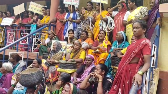 ಒಳ ಮೀಸಲಾತಿಯನ್ನು ಶೇ. 7 ರಷ್ಟು ಹೆಚ್ಚಿಸಲು ಒತ್ತಾಯ