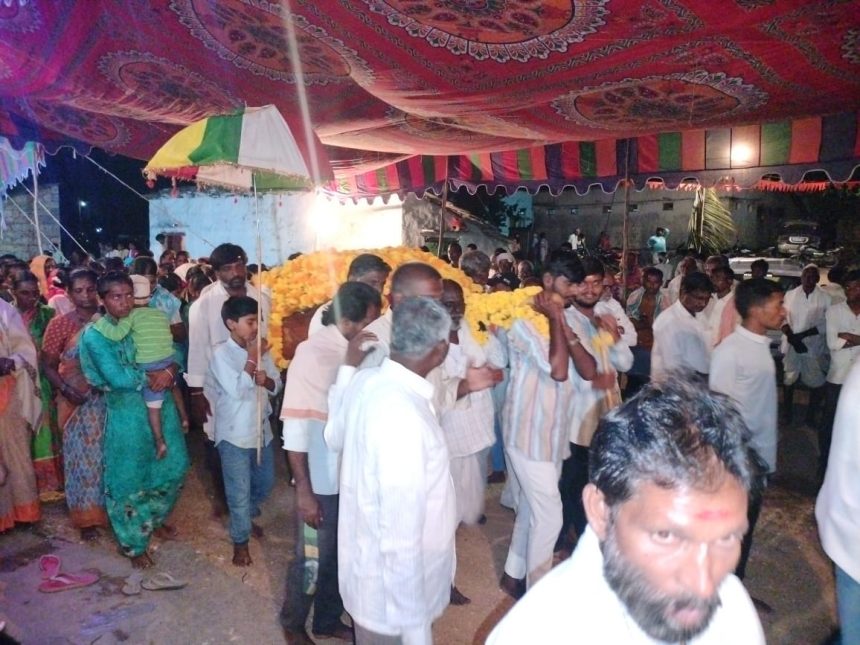 ಶ್ರೀ ಲಿಂಗೈಕ್ಯ ಪ್ರಭು ನರಶೇಶ್ವರ 21 ನೇ ಆರಾಧನೆ ಶ್ರೀ ಲಿಂಗೈಕ್ಯ ಪ್ರಭು ನರಶೇಶ್ವರ 21 ನೇ ಆರಾಧನೆ