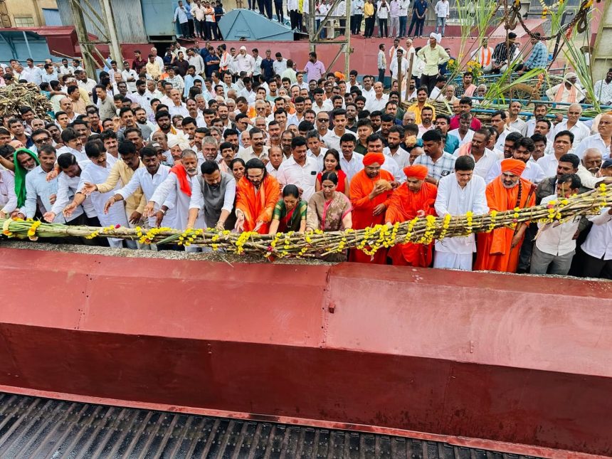 ಮಲಪ್ರಭಾ ಸಕ್ಕರೆ ಕಾರ್ಖಾನೆಯ ಕಬ್ಬು ನುರಿಸುವ ಹಂಗಾಮು ಪ್ರಾರಂಭ ಮಲಪ್ರಭಾ ಸಕ್ಕರೆ ಕಾರ್ಖಾನೆಯ ಕಬ್ಬು ನುರಿಸುವ ಹಂಗಾಮು ಪ್ರಾರಂಭ