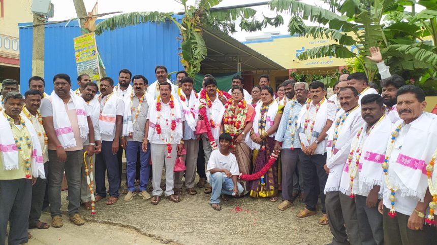 ಹೆಸರಘಟ್ಟ ಗ್ರಾಮ ಪಂಚಾಯಿತಿಗೆ ನೂತನ ಅಧ್ಯಕ್ಷರಾಗಿ ಹೆಚ್ ಎಸ್ ರಂಜನಿ ಅವಿರೋಧ ಆಯ್ಕೆ ಹೆಸರಘಟ್ಟ ಗ್ರಾಮ ಪಂಚಾಯಿತಿಗೆ ನೂತನ ಅಧ್ಯಕ್ಷರಾಗಿ ಹೆಚ್ ಎಸ್ ರಂಜನಿ ಅವಿರೋಧ ಆಯ್ಕೆ