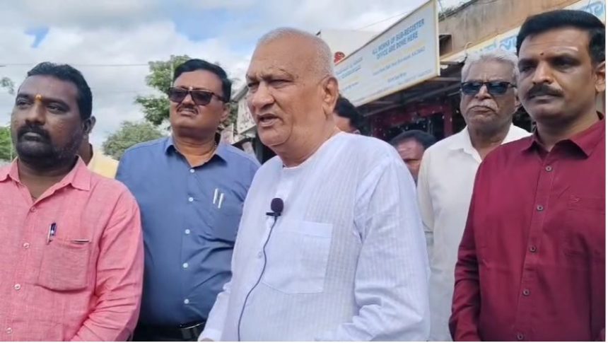 ಹತಾಶೆ ಭಾವನೆಯಿಂದ ಮಹೇಶ ಕುಮಟಳ್ಳಿ ಹೇಳಿಕೆ;ಅವರ ಆರೋಪದಲ್ಲಿ ಹುರುಳಿಲ್ಲ:ಶಾಸಕ ರಾಜು ಕಾಗೆ ಹತಾಶೆ ಭಾವನೆಯಿಂದ ಮಹೇಶ ಕುಮಟಳ್ಳಿ ಹೇಳಿಕೆ;ಅವರ ಆರೋಪದಲ್ಲಿ ಹುರುಳಿಲ್ಲ:ಶಾಸಕ ರಾಜು ಕಾಗೆ