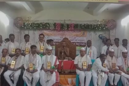 ನಸಲಾಪುರ ಗ್ರಾಮದಲ್ಲಿ ಪುರಸ್ಕಾರ ಸಮಾವೇಶ