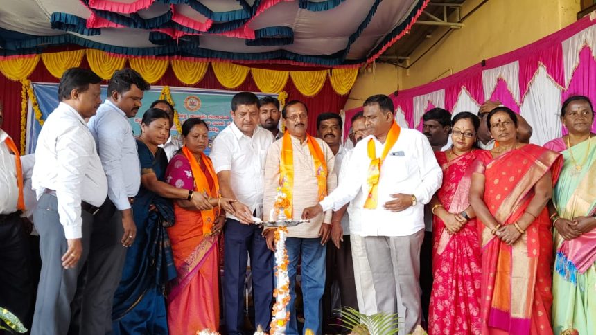 ಜಗತ್ತಿಗೆ ಮಾನವೀಯತೆ ಕಲಿಸಿದ ಕೀರ್ತಿ ರಾಮಾಯಣಕ್ಕೆ ಸಲ್ಲುತ್ತದೆ : ಕುಂಇ ಅಹಮದ್ ಜಗತ್ತಿಗೆ ಮಾನವೀಯತೆ ಕಲಿಸಿದ ಕೀರ್ತಿ ರಾಮಾಯಣಕ್ಕೆ ಸಲ್ಲುತ್ತದೆ : ಕುಂಇ ಅಹಮದ್