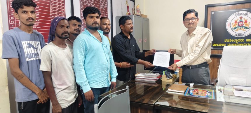 ಸೌಜನ್ಯಳ ಕುಟುಂಬಕ್ಕೆ ನ್ಯಾಯ ಒದಗಿಸಲು ಒತ್ತಾಯ ಸೌಜನ್ಯಳ ಕುಟುಂಬಕ್ಕೆ ನ್ಯಾಯ ಒದಗಿಸಲು ಒತ್ತಾಯ