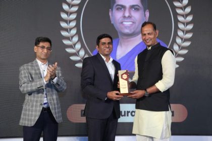 ನಾರಾಯಣ ಹಾರ್ಟ್ ಸೆಂಟರ್ ನ ಡಾ. ಸಾಯಿ ಸೂರಜ ಕೋಟೇರ ಅವರಿಗೆ ವರ್ಷದ ಉದಯೋನ್ಮುಖ ಸಿಟಿವಿಸ್ ಸರ್ಜನ್  ಗರಿ