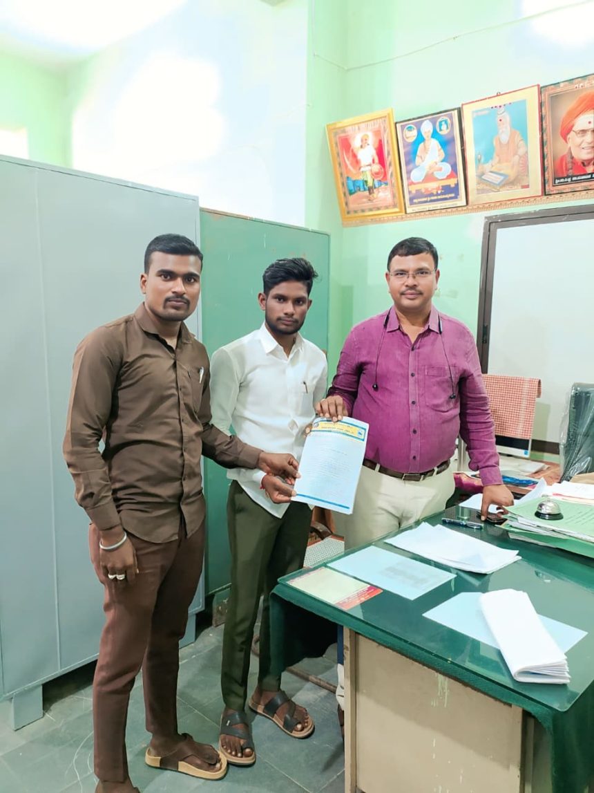 ತೊಲಮಾಮಿಡಿ ಗ್ರಾಮ ಶಾಲೆಯ ಸ್ವಚ್ಚತೆ ಕಾಪಾಡುವಂತೆ ಮನವಿ. ತೊಲಮಾಮಿಡಿ ಗ್ರಾಮ ಶಾಲೆಯ ಸ್ವಚ್ಚತೆ ಕಾಪಾಡುವಂತೆ ಮನವಿ.