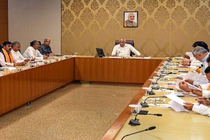 ಗುಜರಾತ್ ಸರ್ಕಾರದ ಎಲ್ಲಾ ಸಚಿವರು ದಿಢೀರ್ ರಾಜೀನಾಮೆ