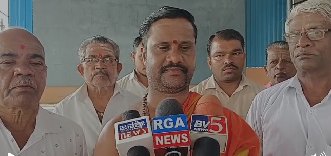 ಮಹಾಶಿವರಾತ್ರಿ ನಿಮಿತ್ತ ಮಹಾರಥೋತ್ಸವ: ಶ್ರೀ ಶಿವಶಂಕರ ಶಾಸ್ತ್ರಿ ಮಹಾಶಿವರಾತ್ರಿ ನಿಮಿತ್ತ ಮಹಾರಥೋತ್ಸವ: ಶ್ರೀ ಶಿವಶಂಕರ ಶಾಸ್ತ್ರಿ