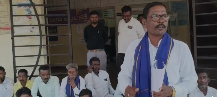 ವಕೀಲ್ ಕಿಶೋರ ಮೇಲೆ ಕಠಿಣ ಶಿಕ್ಷೆಗೆ ಆಗ್ರಹ ವಕೀಲ್ ಕಿಶೋರ ಮೇಲೆ ಕಠಿಣ ಶಿಕ್ಷೆಗೆ ಆಗ್ರಹ