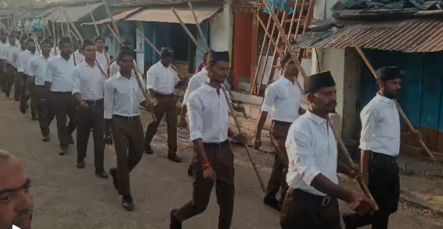 ಸುಲೇಪೇಟ ಗ್ರಾಮದಲ್ಲಿ ಆರ್ ಎಸ್ ಎಸ್ ಪಥ ಸಂಚಲನ ಸುಲೇಪೇಟ ಗ್ರಾಮದಲ್ಲಿ ಆರ್ ಎಸ್ ಎಸ್ ಪಥ ಸಂಚಲನ