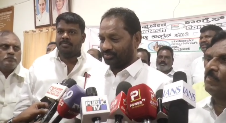 ಆರ್ ಆರ್ ಎಸ್ ನಿಷೇಧ ಪ್ರಿಯಾಂಕ ಖರ್ಗೆ ಪತ್ರ ಸಮಾಂಜಸ ಸಂಪೂರ್ಣ ಬೆಂಬಲ : ವಸಂತಕುಮಾರ ಆರ್ ಆರ್ ಎಸ್ ನಿಷೇಧ ಪ್ರಿಯಾಂಕ ಖರ್ಗೆ ಪತ್ರ ಸಮಾಂಜಸ ಸಂಪೂರ್ಣ ಬೆಂಬಲ : ವಸಂತಕುಮಾರ