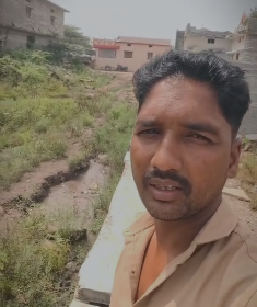 ಚರಂಡಿ ಗುಂಡಿಯನ್ನು ಮುಚ್ಚುವಂತೆ ಅಡಕಿ ಗ್ರಾಮದ ಜನರಿಂದ ಮನವಿ