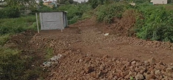 ಹಳ್ಳ ಒತ್ತುವರಿ, ದಲಿತ ಸಂಘಟನೆಯ ಮುಖಂಡರಿಂದ ಕ್ರಮಕ್ಕೆ ಆಗ್ರಹ ಹಳ್ಳ ಒತ್ತುವರಿ, ದಲಿತ ಸಂಘಟನೆಯ ಮುಖಂಡರಿಂದ ಕ್ರಮಕ್ಕೆ ಆಗ್ರಹ