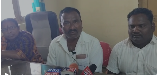 ಜಾತಿ ನಿಂದನೆ, ಮನೆ ಬಿಟ್ಟು ಹೋಗುವಂತೆ ಬೇದರಿಕೆ: ಆರೋಪ ಜಾತಿ ನಿಂದನೆ, ಮನೆ ಬಿಟ್ಟು ಹೋಗುವಂತೆ ಬೇದರಿಕೆ: ಆರೋಪ