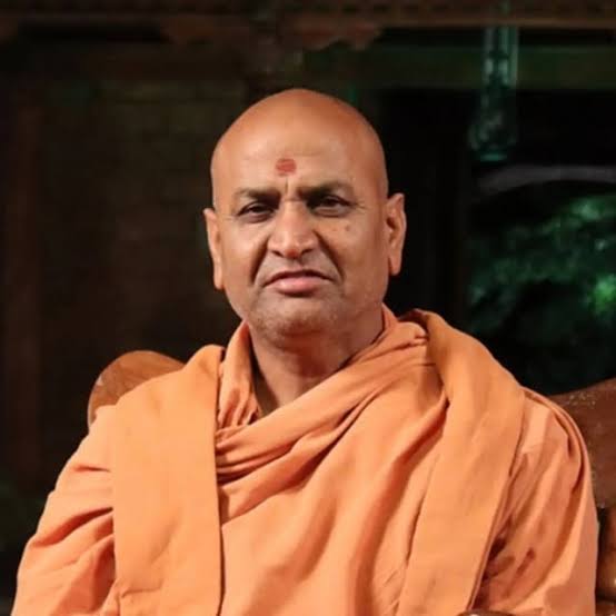 ನನ್ನ ರಾಜ್ಯದಲ್ಲಿ ಓಡಾಡಲು ಅನುಮತಿ ಪಡೆಯಬೇಕಾ? : ಕಾಡಸಿದ್ದೇಶ್ವರ ಸ್ವಾಮೀಜಿ ಆಕ್ರೋಶ ನನ್ನ ರಾಜ್ಯದಲ್ಲಿ ಓಡಾಡಲು ಅನುಮತಿ ಪಡೆಯಬೇಕಾ? : ಕಾಡಸಿದ್ದೇಶ್ವರ ಸ್ವಾಮೀಜಿ ಆಕ್ರೋಶ