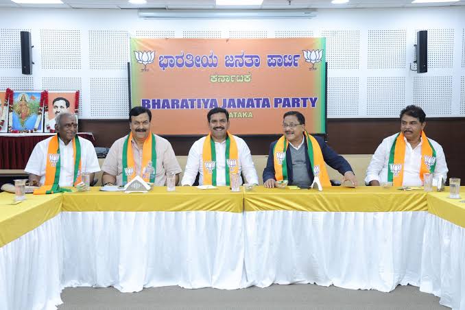 ಇಂದು ಸಂಜೆ ರಾಜ್ಯ ಬಿಜೆಪಿ ಕೋರ್ ಕಮಿಟಿ ಸಭೆ ಇಂದು ಸಂಜೆ ರಾಜ್ಯ ಬಿಜೆಪಿ ಕೋರ್ ಕಮಿಟಿ ಸಭೆ