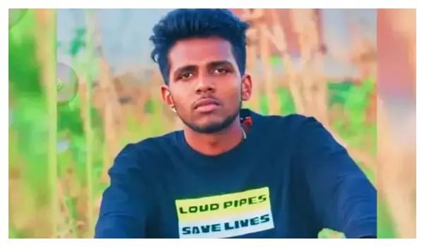 ಕುಡಿದ ಮತ್ತಿನಲ್ಲಿ ತಾಯಿಯನ್ನೇ ಹೊಡೆದು ಕೊಂದ ಮಗ ಕುಡಿದ ಮತ್ತಿನಲ್ಲಿ ತಾಯಿಯನ್ನೇ ಹೊಡೆದು ಕೊಂದ ಮಗ