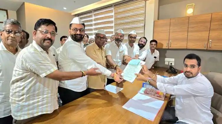 ಡಿಸಿಸಿ ಬ್ಯಾಂಕ್ ಚುನಾವಣೆಗೆ ನಾಮಪತ್ರ ಸಲ್ಲಿಸಿದ ರಮೇಶ್ ಕತ್ತಿ 