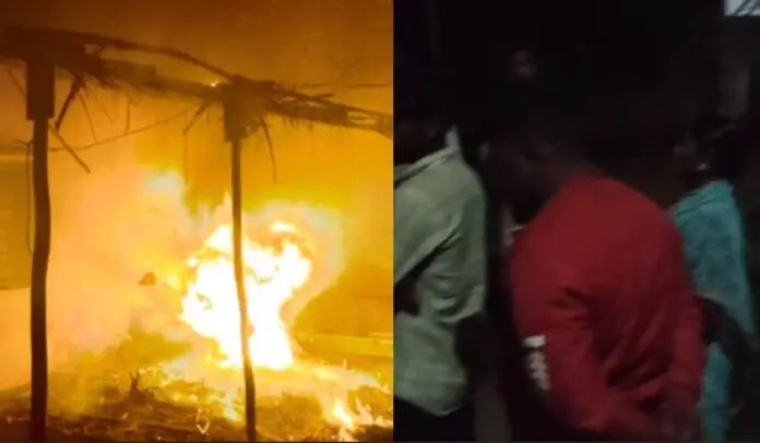 ರಾತ್ರೋರಾತ್ರಿ ದಲಿತರ ಮನೆಗೆ ಬೆಂಕಿ ಹಚ್ಚಿದ ದುರುಳರು ರಾತ್ರೋರಾತ್ರಿ ದಲಿತರ ಮನೆಗೆ ಬೆಂಕಿ ಹಚ್ಚಿದ ದುರುಳರು