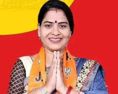 ಪಿಎಸ್ಐ ಸ್ಕ್ಯಾಮ್ ಲೇಡಿ ಮನೆ ಸಿಸಿಬಿ ದಾಳಿ : ಇಸ್ಪೀಟ್ ಆಡುತ್ತಿದ್ದ 6 ಜನ ಅರೆಸ್ಟ್ ಪಿಎಸ್ಐ ಸ್ಕ್ಯಾಮ್ ಲೇಡಿ ಮನೆ ಸಿಸಿಬಿ ದಾಳಿ : ಇಸ್ಪೀಟ್ ಆಡುತ್ತಿದ್ದ 6 ಜನ ಅರೆಸ್ಟ್