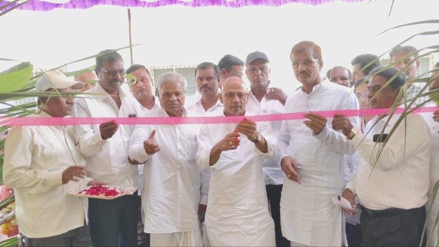 ಕೋಡ್ಲಾ ಪ್ರಾಥಮಿಕ ಆರೋಗ್ಯ ಕೇಂದ್ರ ವಸತಿ ಗೃಹ ಉದ್ಘಾಟನೆಗೊಳಿಸಿದ ಡಾ.ಶರಣಪ್ರಕಾಶ ಪಾಟೀಲರು