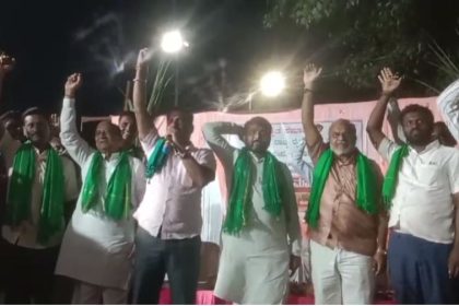 ರೈತ ಸಮಾವೇಶ:ರೈತರ ಸಂಭ್ರಮಾಚರಣೆ