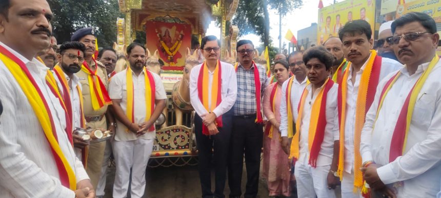 ಕಾಗವಾಡದಲ್ಲಿ ಅದ್ಧೂರಿ ಕನ್ನಡ ರಾಜ್ಯೋತ್ಸವ ಆಚರಣೆ ಕಾಗವಾಡದಲ್ಲಿ ಅದ್ಧೂರಿ ಕನ್ನಡ ರಾಜ್ಯೋತ್ಸವ ಆಚರಣೆ