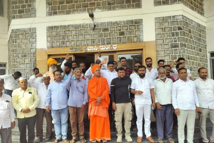 ಚಿಕ್ಕೋಡಿ ಹೊಸ ಜಿಲ್ಲೆ ರಚನೆ ಒತ್ತ್ತಾಯಿಸಿ ಬರುವ 8 ಡಿಸೆಂಬರದಿoದ ರಿಂದ ಬೃಹತ ಹೋರಾಟ