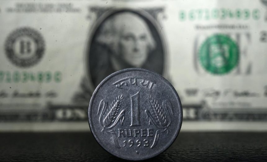 ಜೀವಮಾನದ ಕನಿಷ್ಠ ಮಟ್ಟಕ್ಕೆ ಕುಸಿದ ಡಾಲರ್ ಎದುರು ರೂಪಾಯಿ ಮೌಲ್ಯ