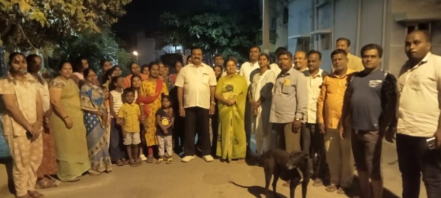 ಶಾಸಕ ಎಸ್ ಟಿ ಸೋಮಶೇಖರ್ ಅವರ ಆದೇಶದ ಮೇರೆಗೆ ಮನೆ ಮನೆಗೆ :ಮಂಜುನಾಥ್ ಟ್ರಾವೆಲ್ಸ್ ಅವರ ಟೀಂ ಶಾಸಕ ಎಸ್ ಟಿ ಸೋಮಶೇಖರ್ ಅವರ ಆದೇಶದ ಮೇರೆಗೆ ಮನೆ ಮನೆಗೆ :ಮಂಜುನಾಥ್ ಟ್ರಾವೆಲ್ಸ್ ಅವರ ಟೀಂ