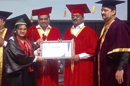 ಕಲಿಸಿದ ಗುರುಗಳು ಮತ್ತು ತಂದೆ ತಾಯಿಗೆ ಯಾವತ್ತು ಮರೆಯಬೇಡಿ ಮಕ್ಕಳಿಗೆ ಸಲಹೆ : ಶಾಸಕ ಎಸ್ ಮುನಿರಾಜು