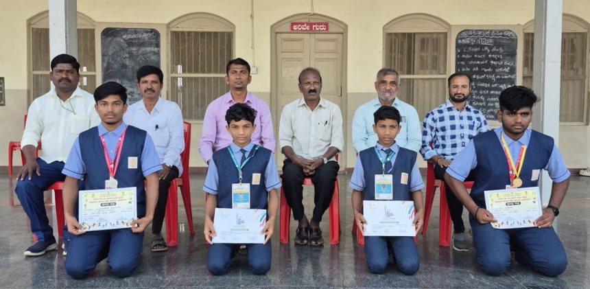 ಮಾದರಿ ಪ್ರೌಢಶಾಲೆ ಹುನಗುಂದ