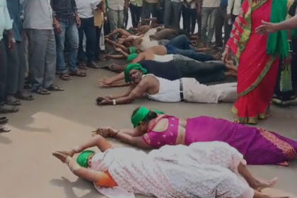 ಅಥಣಿಯಲ್ಲಿ ಉರುಳು ಸೇವೆ ಮೂಲಕ ಸರ್ಕಾರಕ್ಕೆ ಬಿಸಿ ಮುಟ್ಟಿಸಿದ ರೈತರು