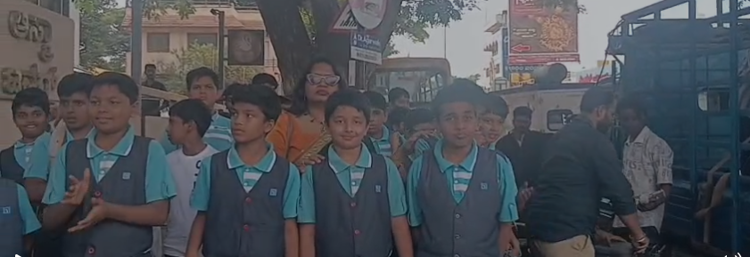 ಸ್ಮಾರ್ಟ್ ಲೀವಿಂಗ್ ಮೂಲಕ ವಿದ್ಯಾರ್ಥಿಗಳಿಗೆ ನೈತಿಕತೆ ಪಾಠ