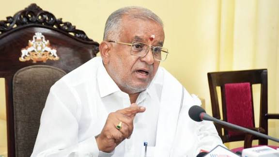 ನಾಯಕ ಸಮಾಜಕ್ಕೆ ಸೇರಿದ ಸತೀಶ್ ಜಾರಕಿಹೊಳಿ ಸಿಎಂ ಆಗಬೇಕು : ಜಿ. ಟಿ ದೇವೇಗೌಡ