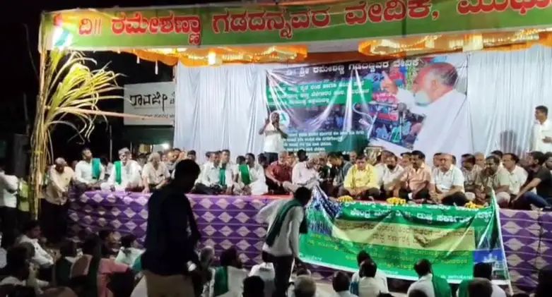 ಕಬ್ಬು ಬೆಳೆಗಾರರ ಹೋರಾಟ : ಇಂದು ಮುಧೋಳ ಸಂಪೂರ್ಣ ಬಂದ್