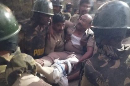 ಬೆಂಕಿ ಅವಘಡದ ಗುಂಪುಗಳ ನಡುವೆ ಕಲ್ಲು ತೂರಾಟ : ಎಎಸ್ಪಿ ಕಾಲು ಮುರಿತ, ಬೆಂಗಳೂರಿಗೆ ಶಿಫ್ಟ್ 