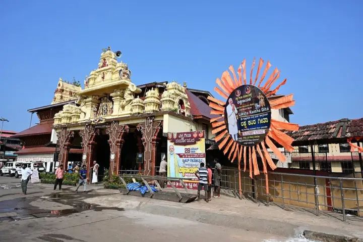 ಇಂದು ಉಡುಪಿಗೆ ಪ್ರಧಾನಿ ಮೋದಿ : ‘ಲಕ್ಷ ಕಂಠ ಗೀತಾ’ ಕಾರ್ಯಕ್ರಮದಲ್ಲಿ ಭಾಗಿ