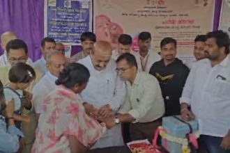 ಪೋಲಿಯೋ ಲಸಿಕೆ ಕಾರ್ಯಕ್ರಮಕ್ಕೆ ಚಾಲನೆ ನೀಡಿದ ಶಾಸಕ ಅಶೋಕ ಪಟ್ಟಣ