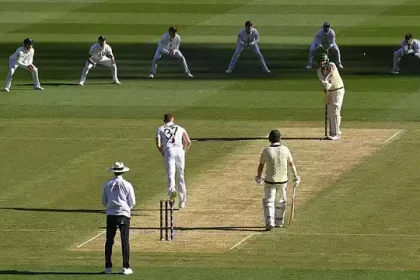 ಮೊದಲ ದಿನವೇ ೨೦ ವಿಕೆಟ್‌ಗಳ ಪತನ