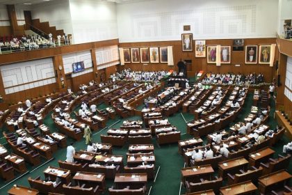 ಇನ್ಮುಂದೆ ಸಾಮಾಜಿಕ ಬಹಿಷ್ಕಾರ ಹಾಕಿದರೆ, 1 ಲಕ್ಷ ರೂ. ದಂಡ, 3 ವರ್ಷ ಜೈಲು ಶಿಕ್ಷೆ : ಮಸೂದೆ ಮಂಡನೆ