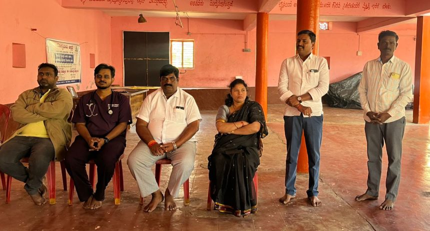 ಚೆನ್ನಾಳ ಗ್ರಾಮದಲ್ಲಿ ಎಲಬು ಕೀಲು ಹಾಗೂ ಸ್ತ್ರೀರೋಗ ವಿಭಾಗದ ತಪಾಸನಾ ಶಿಬಿರ ಚೆನ್ನಾಳ ಗ್ರಾಮದಲ್ಲಿ ಎಲಬು ಕೀಲು ಹಾಗೂ ಸ್ತ್ರೀರೋಗ ವಿಭಾಗದ ತಪಾಸನಾ ಶಿಬಿರ