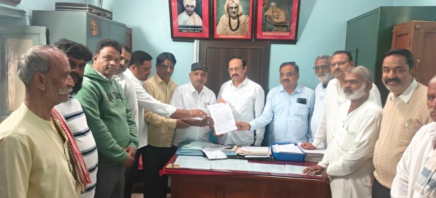 ಬೆಳವಡಿ ಮಲ್ಲಮ್ಮ ಪ್ರಾಧಿಕಾರಕ್ಕಾಗಿ ಮನವಿ ಬೆಳವಡಿ ಮಲ್ಲಮ್ಮ ಪ್ರಾಧಿಕಾರಕ್ಕಾಗಿ ಮನವಿ