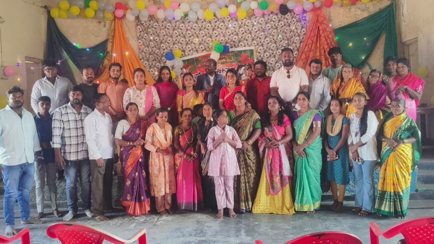 ಯೂನಿಯನ್ ಸಂಸ್ಥೆಯ ವತಿಯಿಂದ ಎಲ್ಲಾ ಸಂಸ್ಥೆಯ ಪದಾಧಿಕಾರಿಗಳಿಂದ ಕ್ರಿಸ್ಮಸ್ ಹಬ್ಬ ಆಚರಣೆ ಯೂನಿಯನ್ ಸಂಸ್ಥೆಯ ವತಿಯಿಂದ ಎಲ್ಲಾ ಸಂಸ್ಥೆಯ ಪದಾಧಿಕಾರಿಗಳಿಂದ ಕ್ರಿಸ್ಮಸ್ ಹಬ್ಬ ಆಚರಣೆ