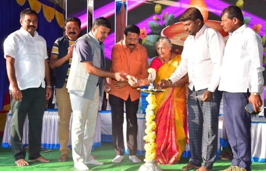 ವಿಶ್ವವಿಜಯ ವಿದ್ಯಾಶಾಲಾ ಪುಟಾಣಿಗಳ ನೃತ್ಯವೈಭವ ಮಕ್ಕಳ ಪ್ರತಿಭೆಯನ್ನು ಪ್ರೋತ್ಸಾಹಿಸಿ: ಮಸಾಲಾ ಜಯರಾಮ್