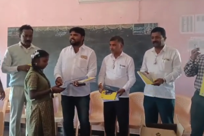ಗುಂಬಳ್ಳಿ ಪ್ರೌಢ ಶಾಲೆಯ ಮಕ್ಕಳಿಗೆ ಪೆನ್ನು ಪುಸ್ತಕ ವಿತರಿಸಿದ : ಡಿ ಕೆ ಸುರೇಶ ಅಭಿಮಾನಿ ಪವನ್ ಗೌಡ